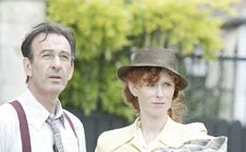 Audrey Fleurot et Robin Renucci dans Un village français